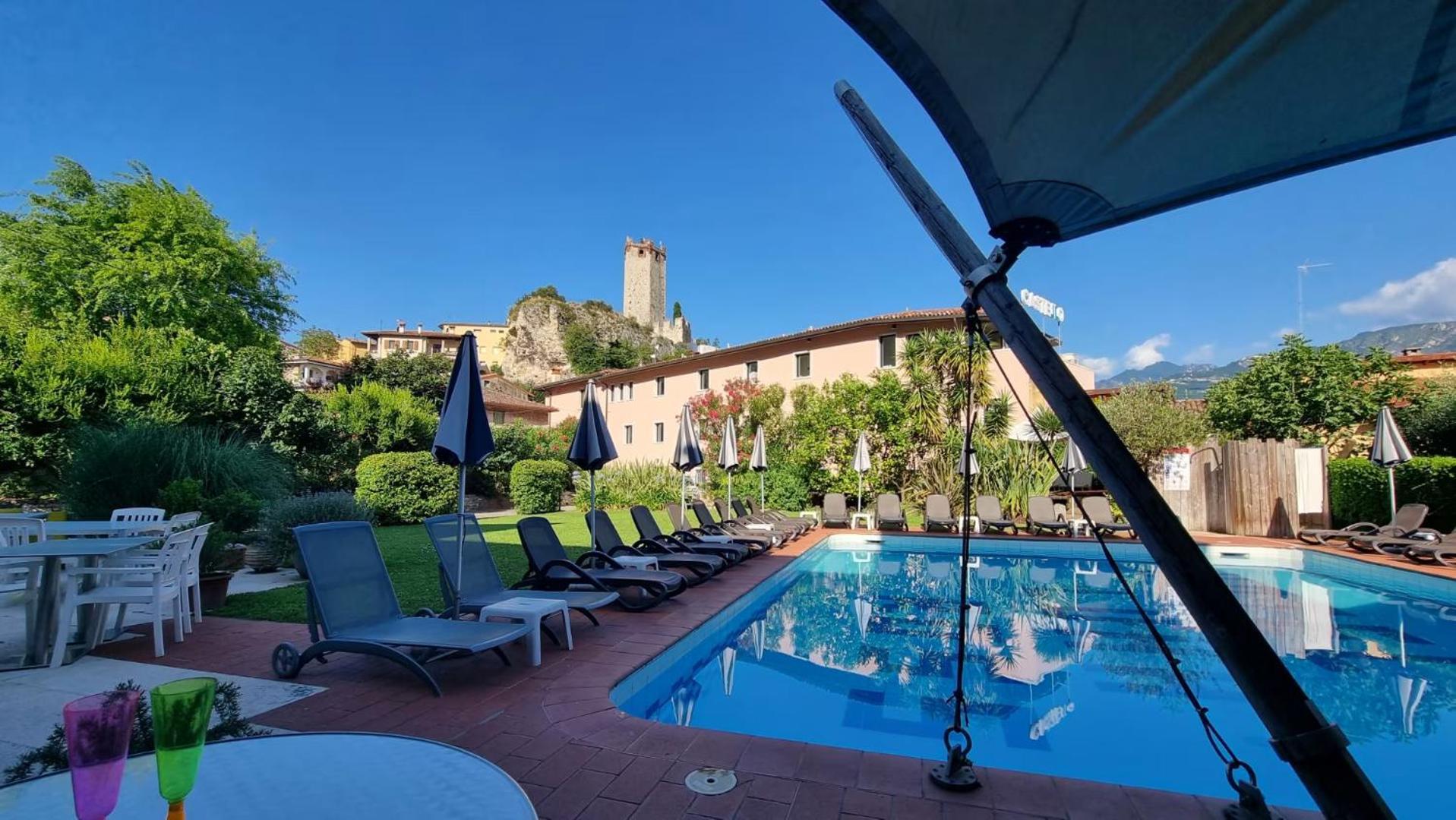 Hotel Luna Rossa (Adults Only) Malcesine Exterior photo