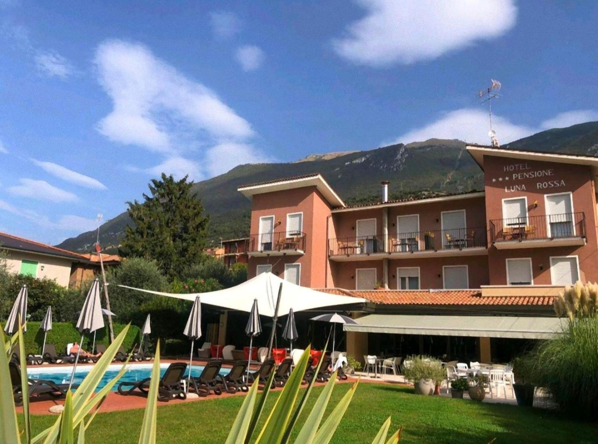 Hotel Luna Rossa (Adults Only) Malcesine Exterior photo